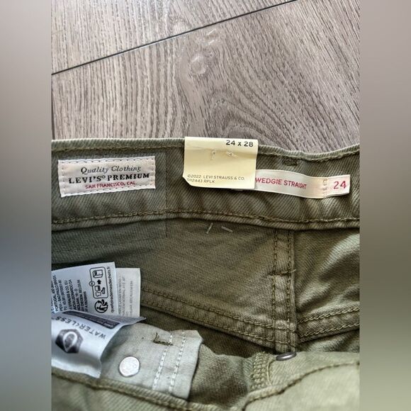 Levi's Olive Green Straight-Leg Jeans - Picture 5 of 7